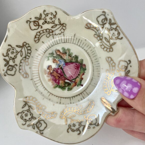 Vintage Made in Japan Courting Couple Porcelain Demitasse Espresso Cup and Sauce - Picture 4 of 8